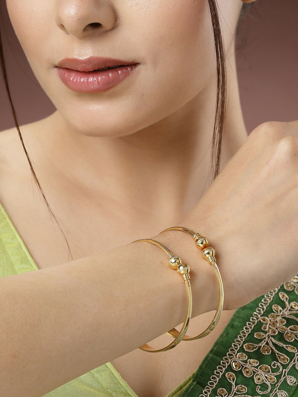 NVR Women's Set of 2 Gold-Polished Handcrafted Adjustable Bangles