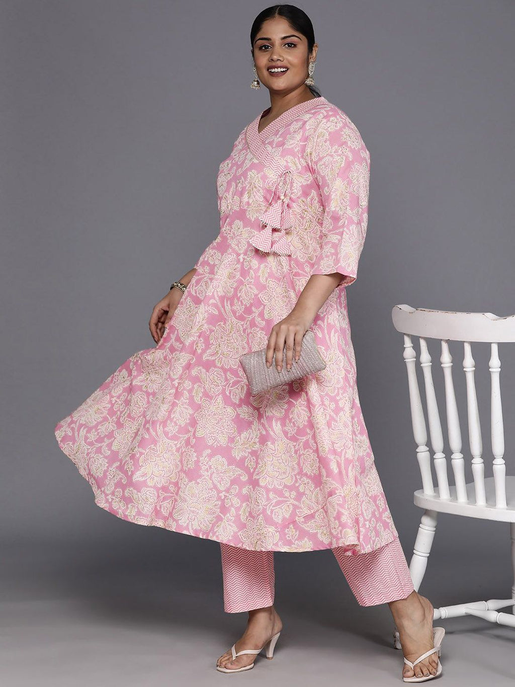 Sztori Plus Size Floral Printed Gotta Patti Pure Cotton A Line Kurta with Trousers