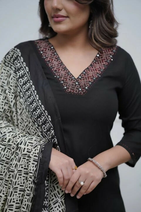 The52 Black Women's Gorgeous Parampara Fabric Embroidered Work Straight Kurta Palazzo and Dupatta Set