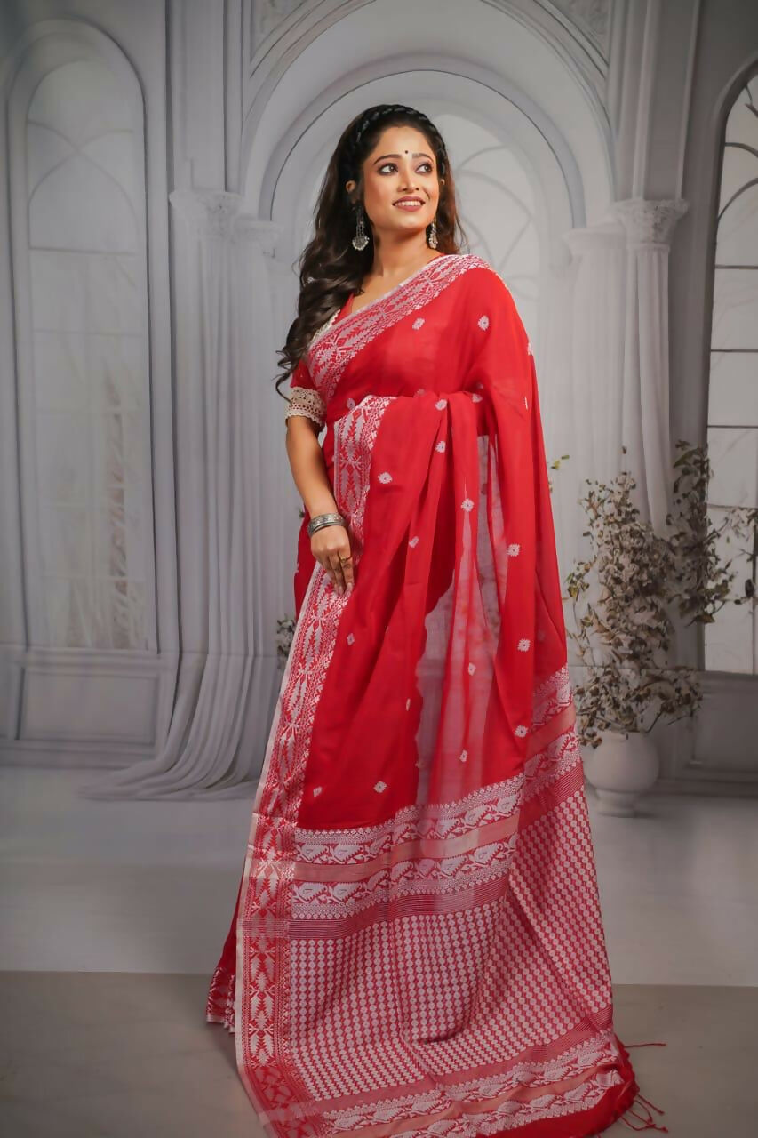 Exclusive Collection Beautiful Pure Cotton Hand Weaving Handloom Saree With Running Blouse Piece