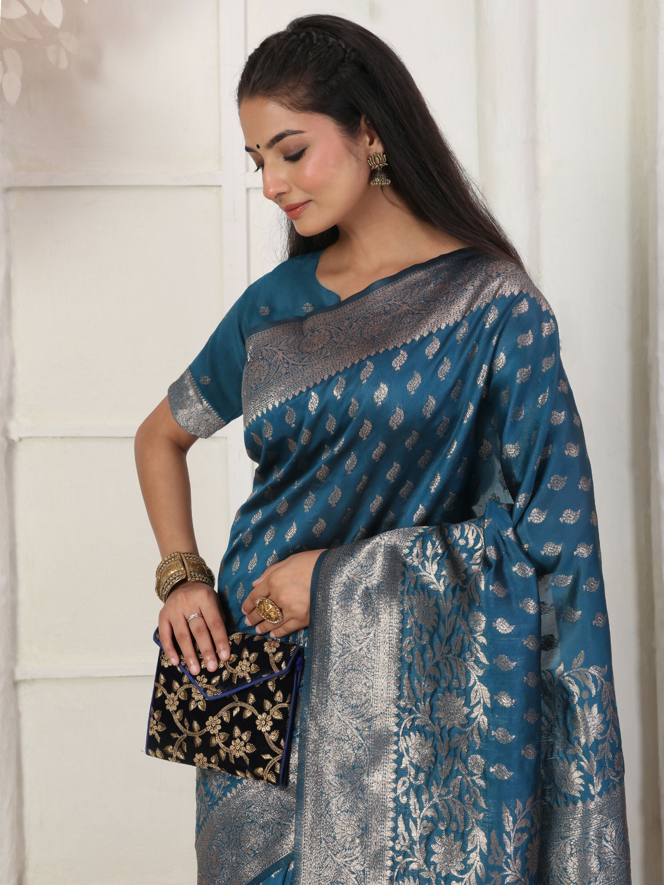 Shree Shyam Fashion Lichi Silk Light Pink Saree