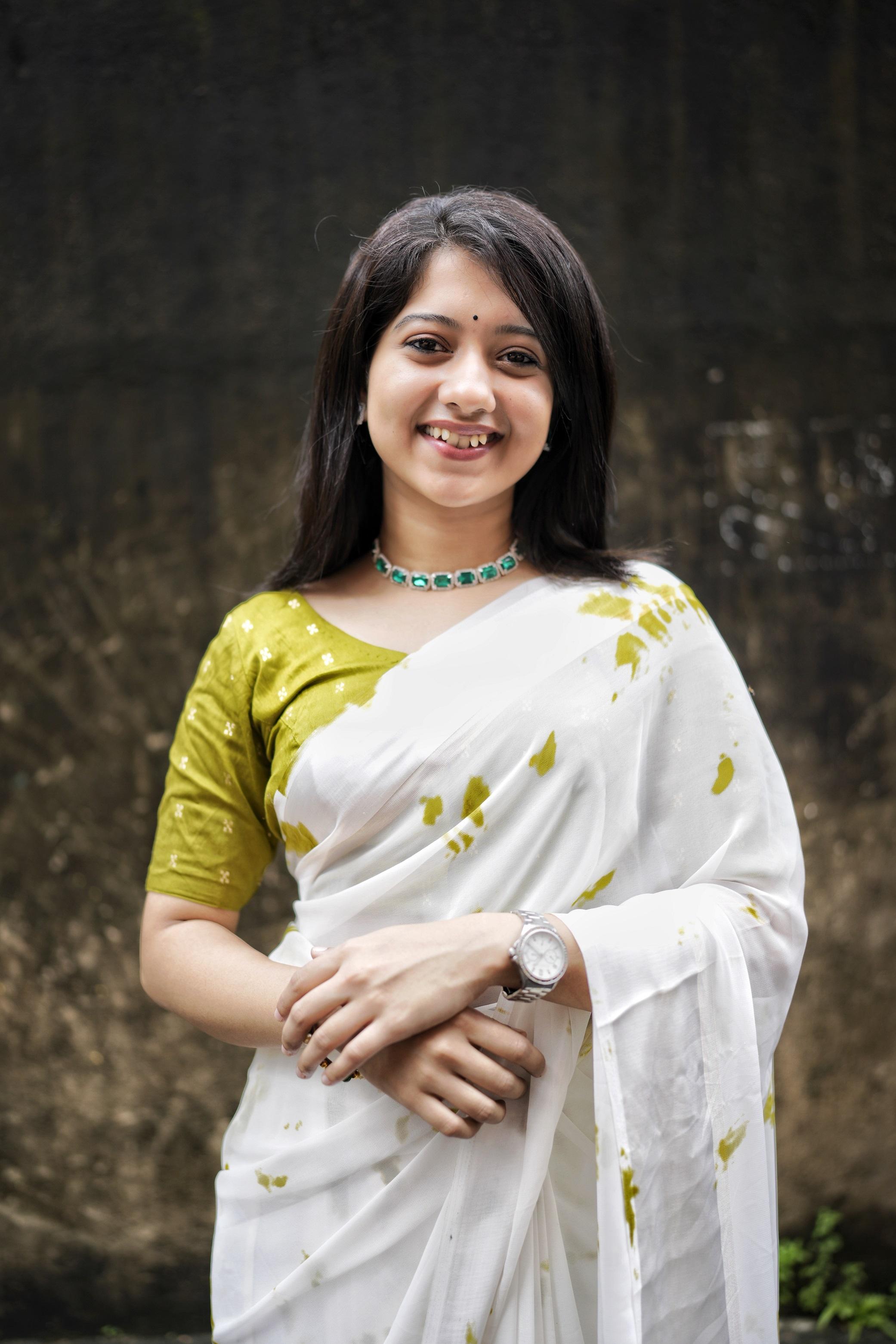 Mehndi Poly Georgette Tie and Dye Saree with Unstitched Blouse - Hiral Fashion