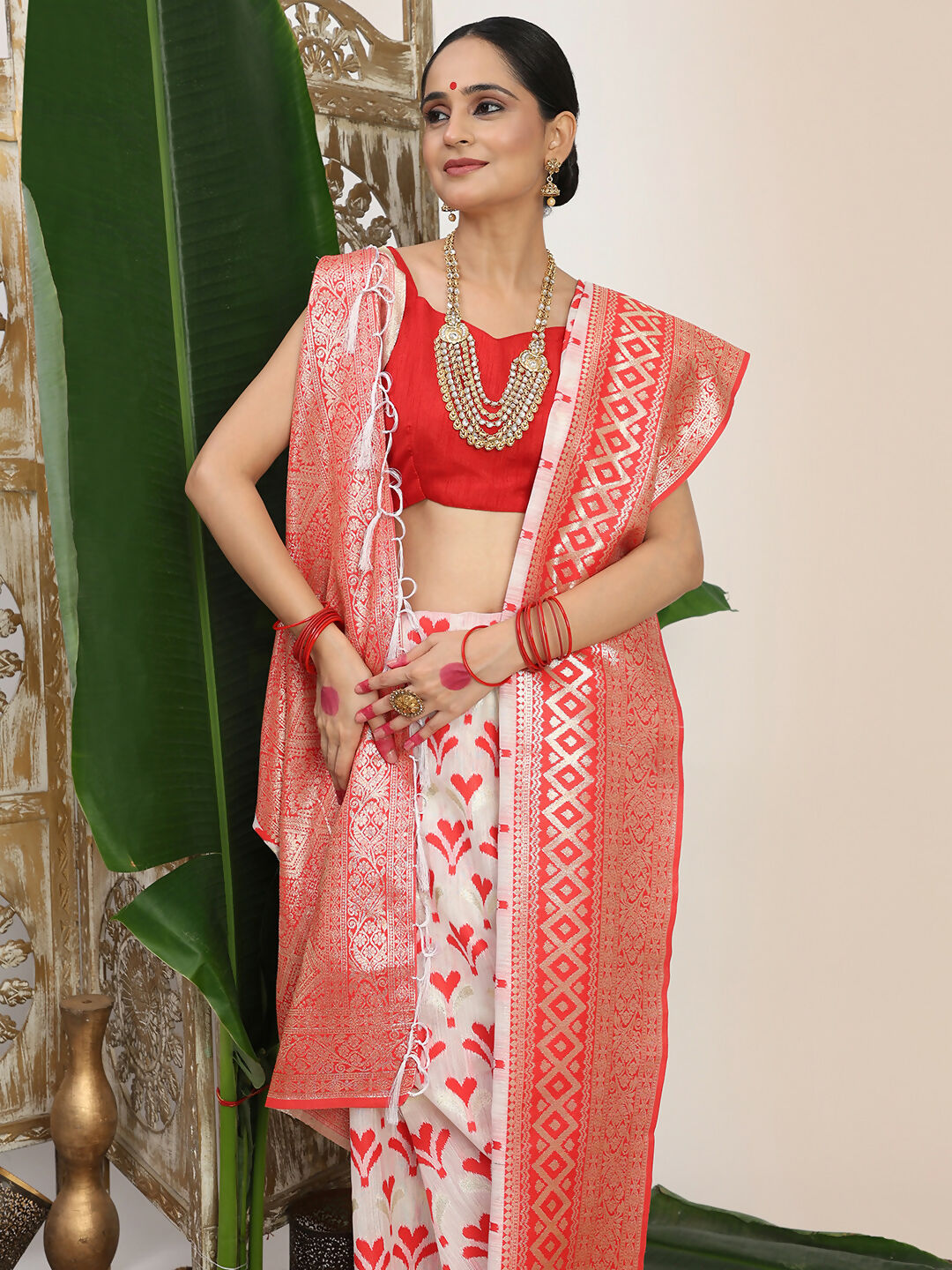 Shree Shyam Fashion Linen Cotton Red & White Saree