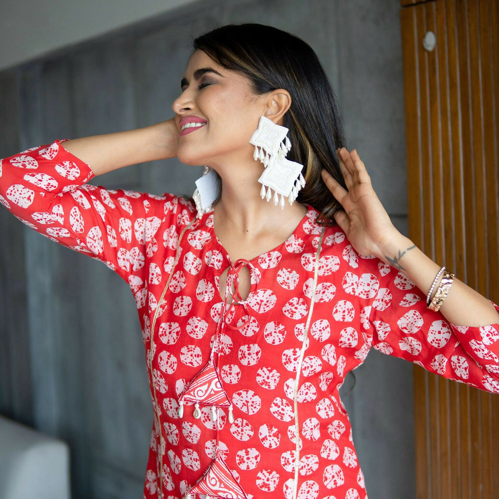 Jyoti Fashion Women's Red Pure Muslin Heavy Digital Printed Kurta Pant Set
