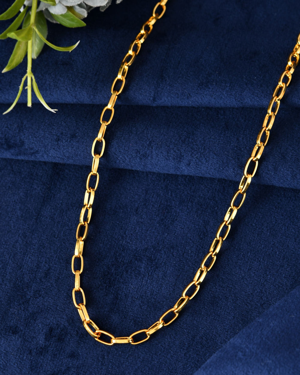VOJ Gold Polished Stainless Steel Linked Chain For Men