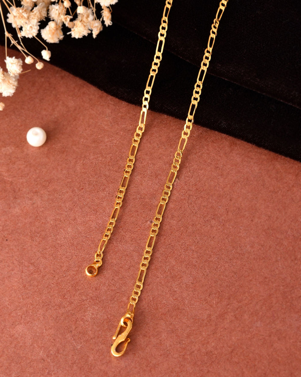VOJ Women Stainless Steel Gold Polished Minimal Figaro Link Chain