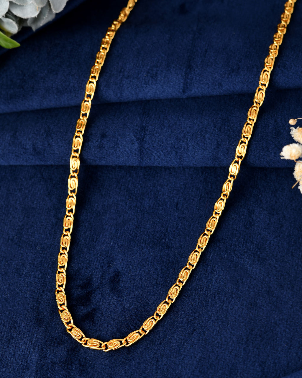 VOJ Gold Polished Minimal Chain For Women