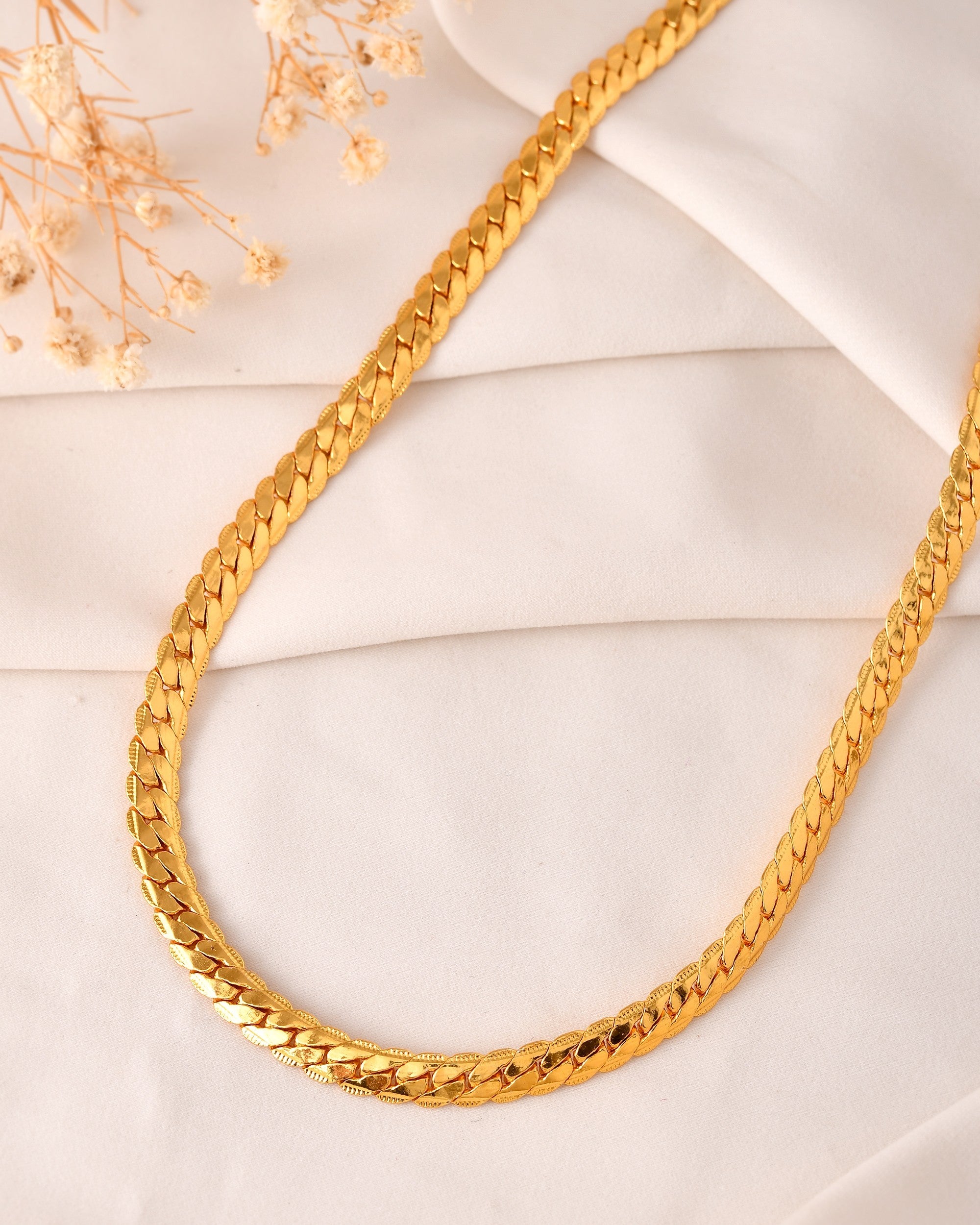 VOJ Gold Polished Stainless Steel Chain For Men