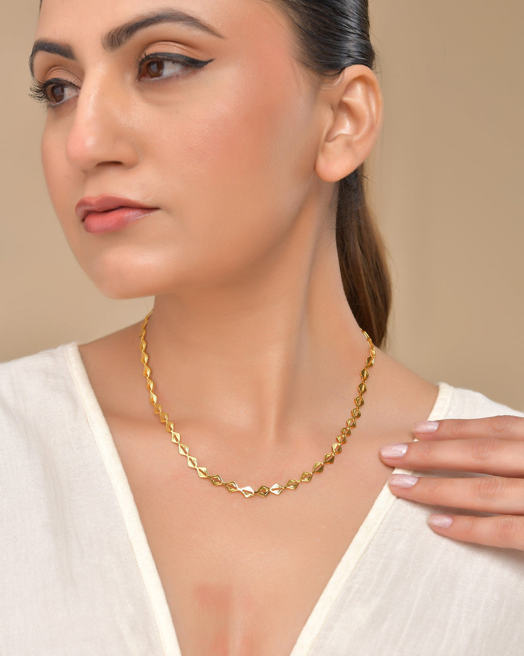 VOJ Gold Polished Geometrical Shaped Stainless Steel Chain For Women
