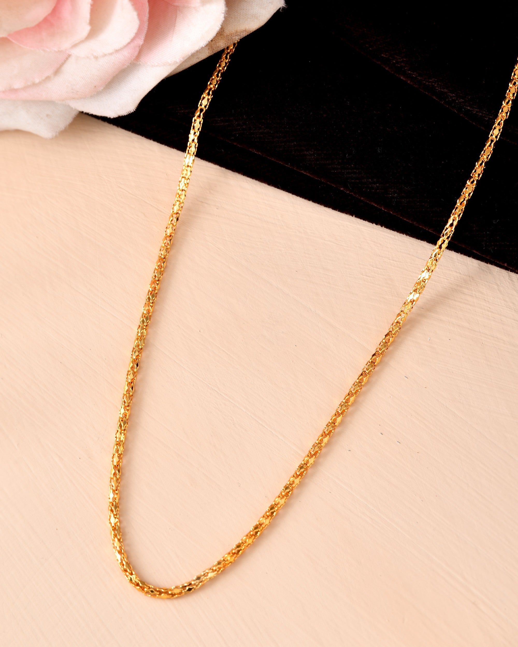 VOJ Women Gold Polished Stainless Steel Simple Chain