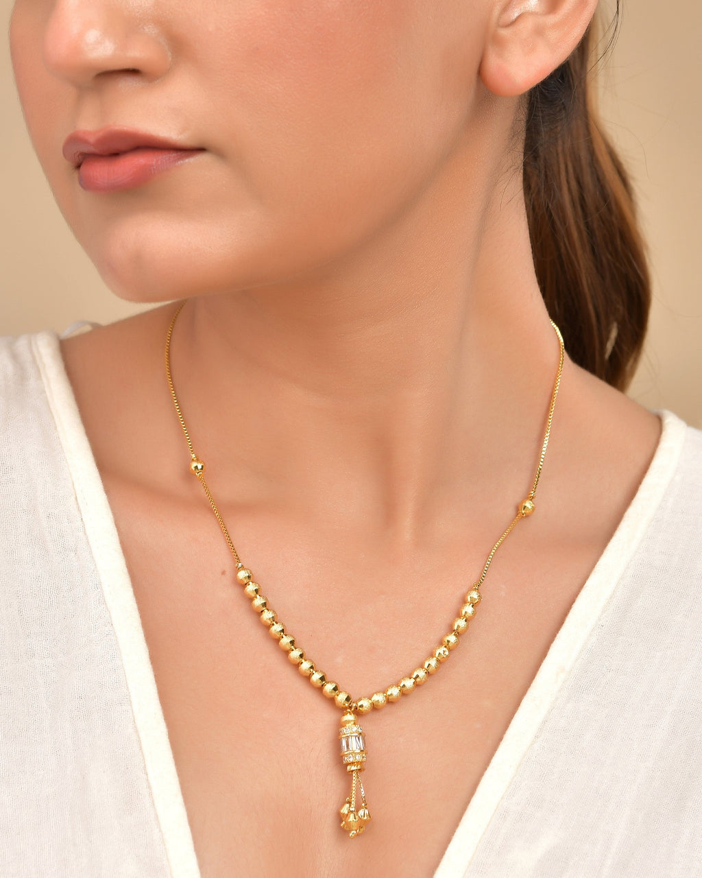 VOJ Rose Gold Polished Ad Studded Round Pendant With Chain