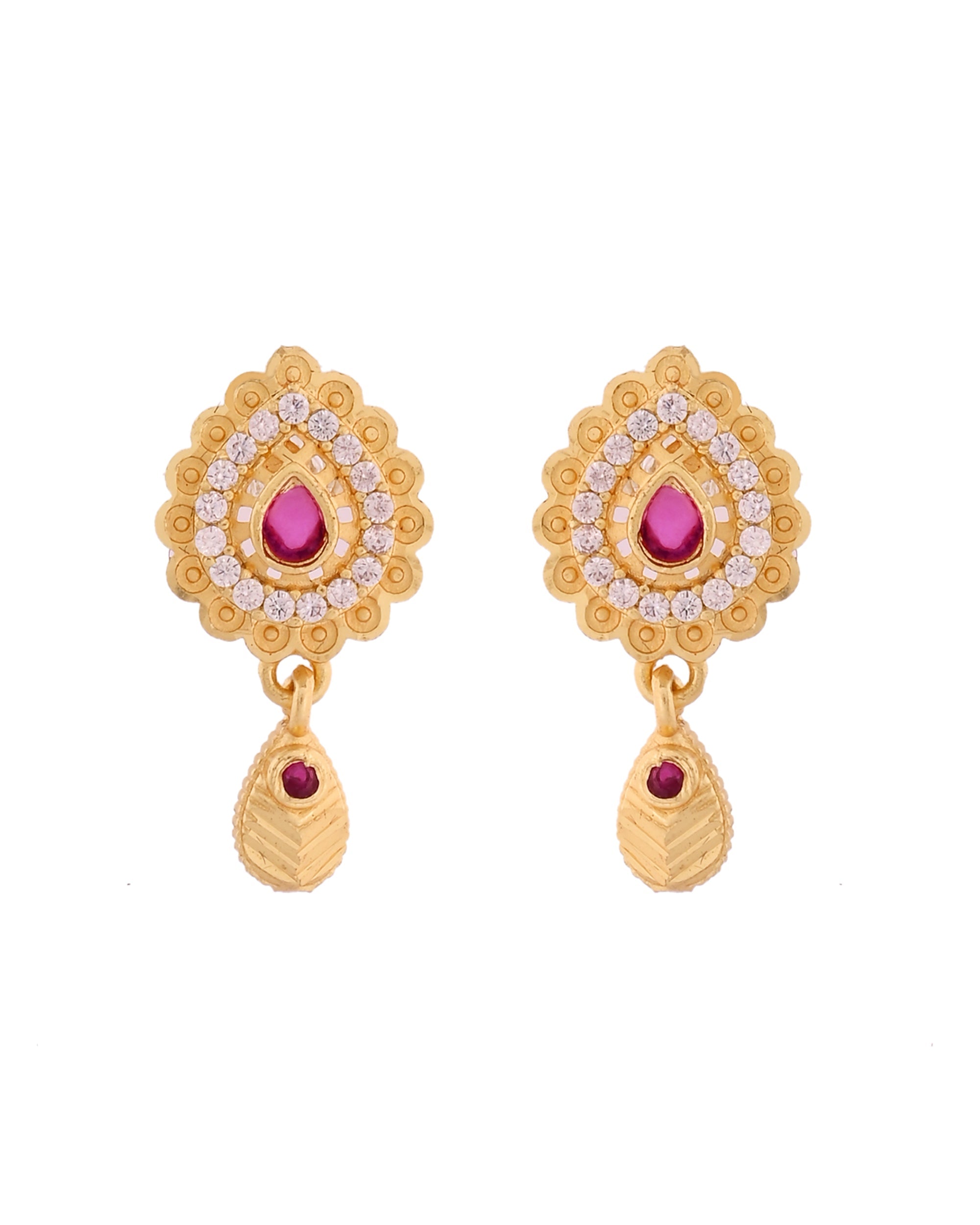 VOJ Gold Polished Teardrop Shaped Pendant With Chain Set