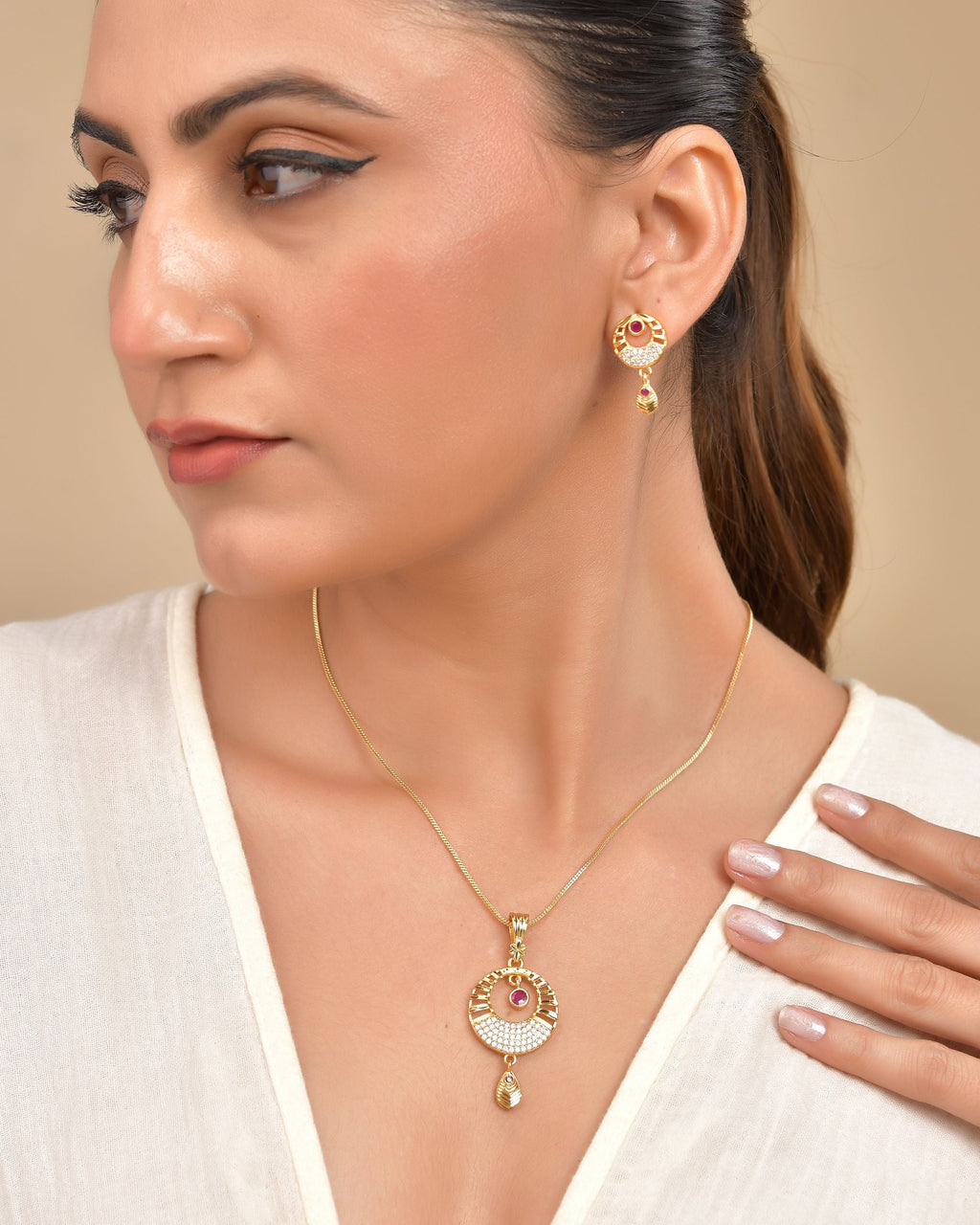 VOJ Gold Polished Circular Pendant With Chain And Earrings Set