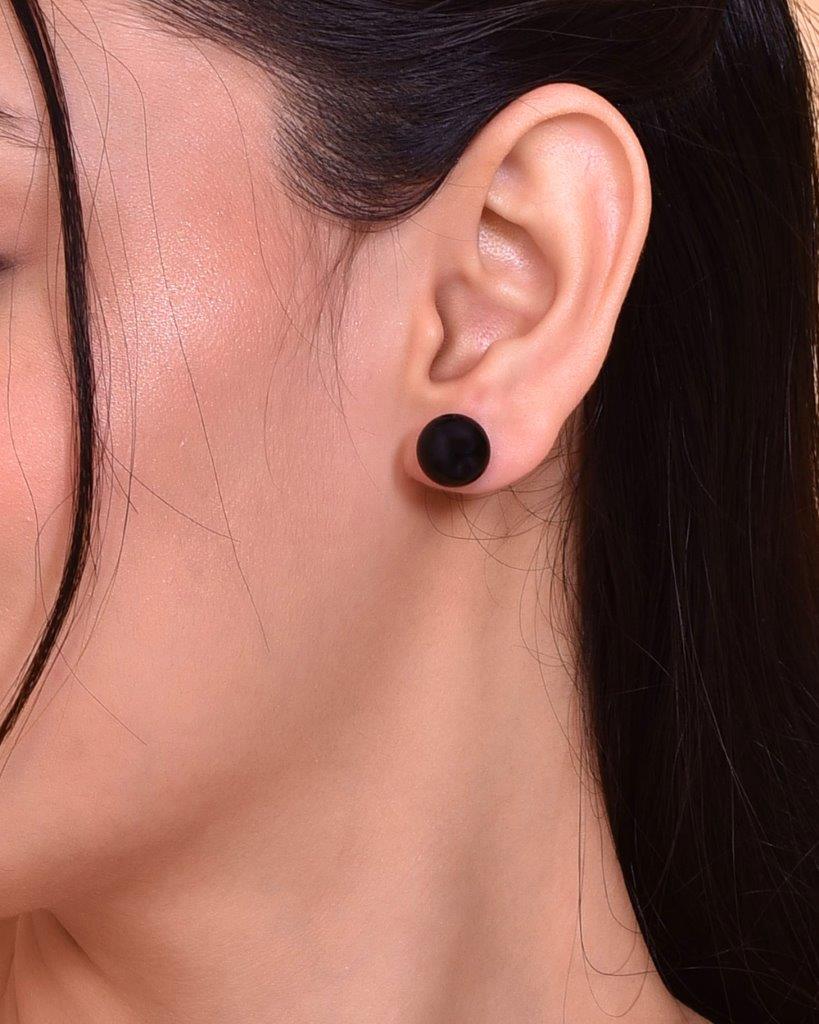 VOJ Black Circular Studs Earrings