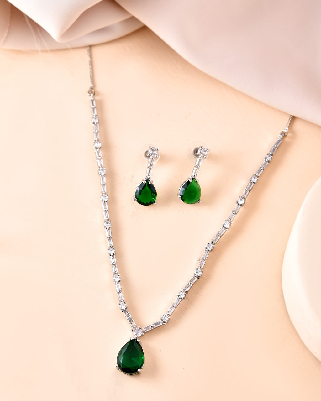 VOJ Silver Plated Green Teardrop Stone Studded Simple Jewellery Set