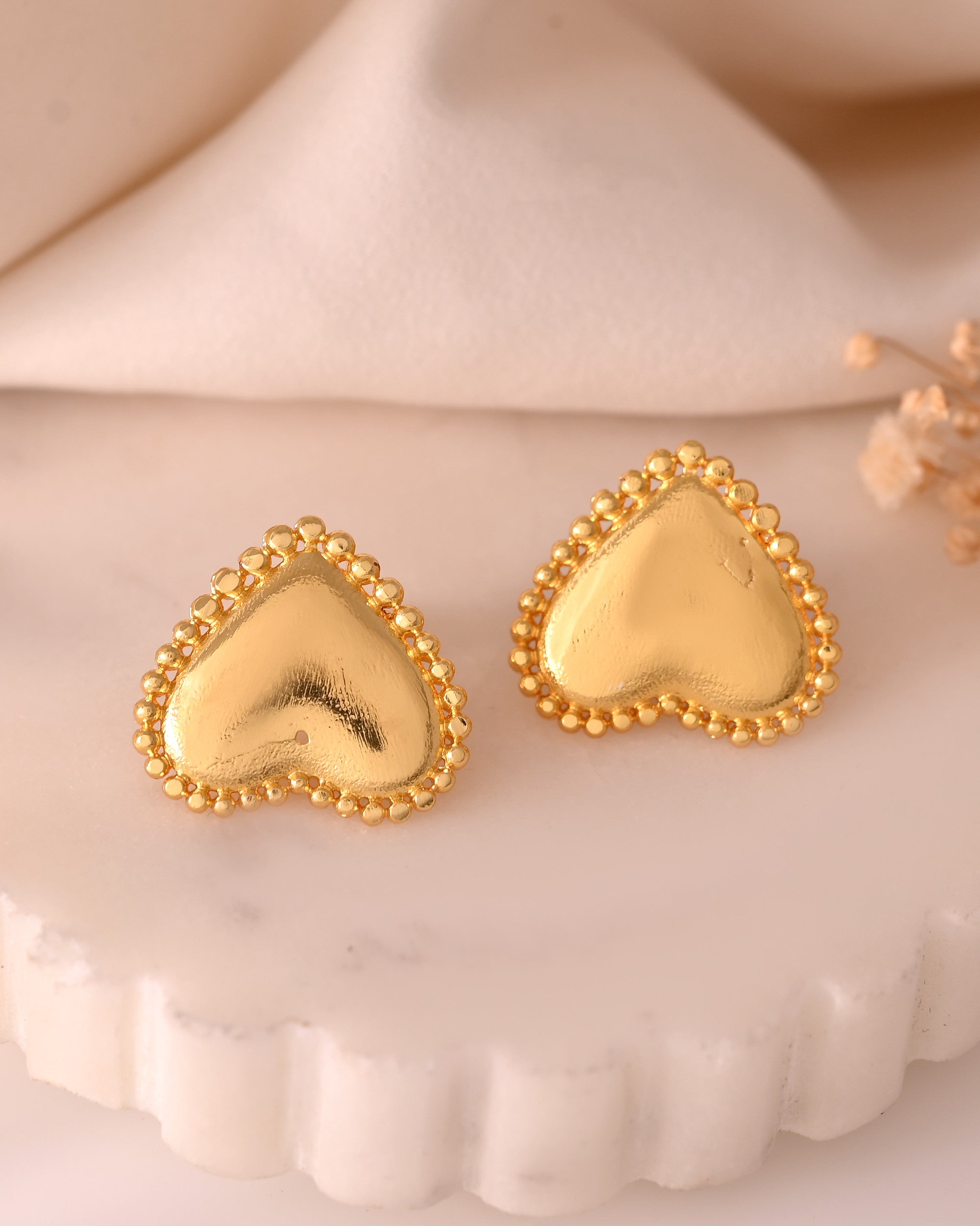 VOJ Gold Polished Heart Shaped Studs Earrings