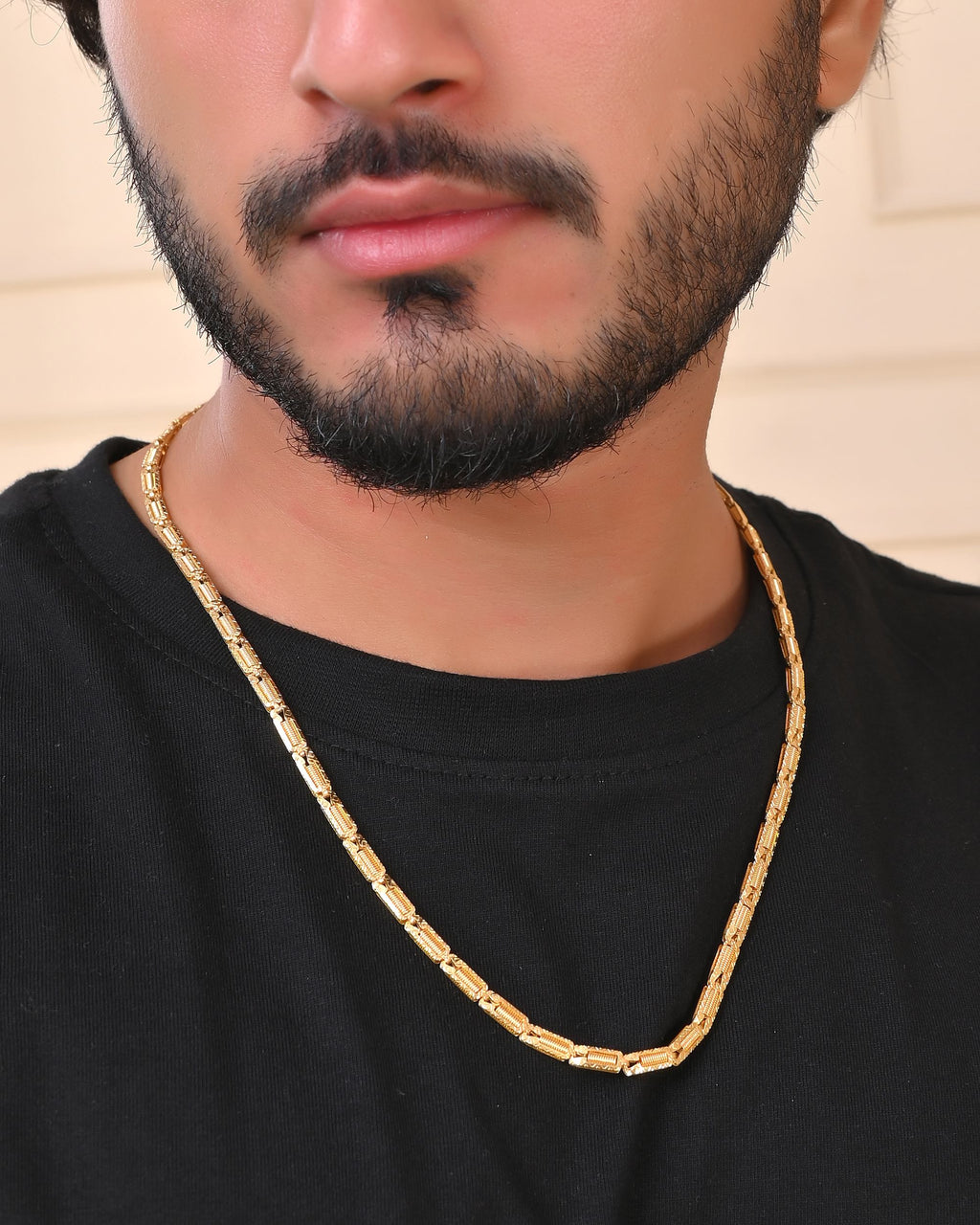 VOJ Men Gold Polished Textured Link Chain