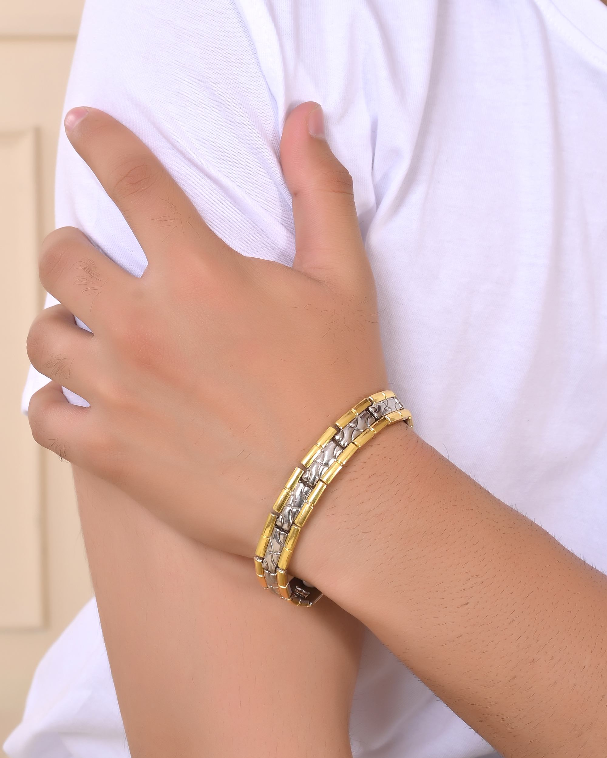 VOJ Silver And Gold Polished Textural Designed Linked Shaped Men's Bracelet