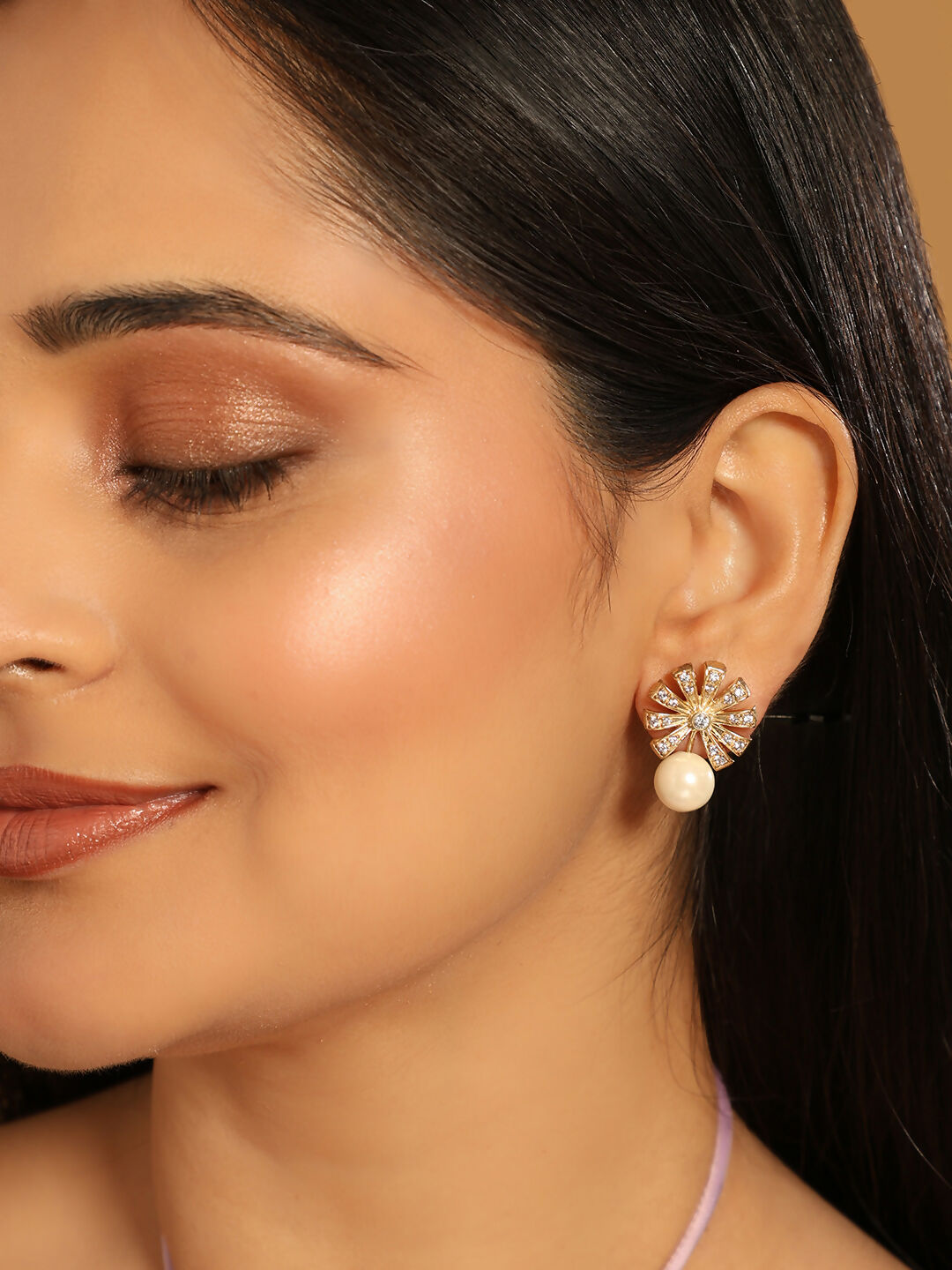 Nuyug 22K Gold-Plated Pearl Drop Zircon Floral Shaped Mini Stud Earrings