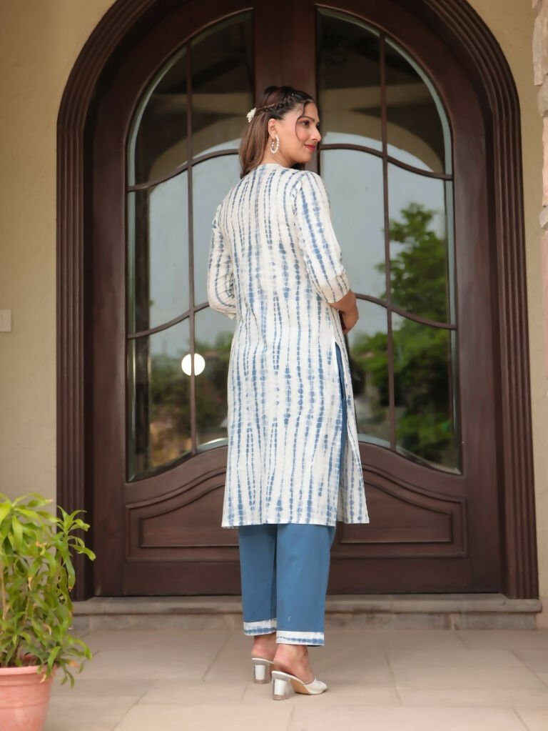 Aramya Straight Soft Cotton Tie-Dye Print Women's Kurta - Blue