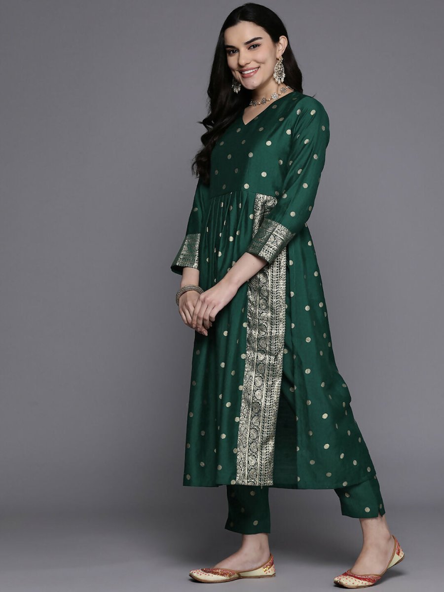 Ahalyaa Women's Traditional wear Kurta Set - Green