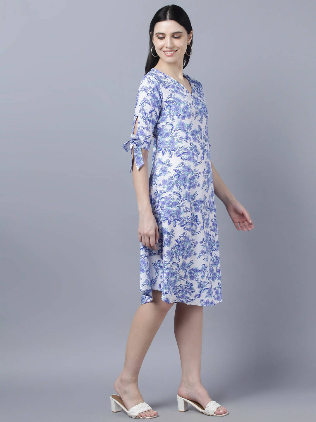 Myshka Women White Blue Printed A-Line Dress