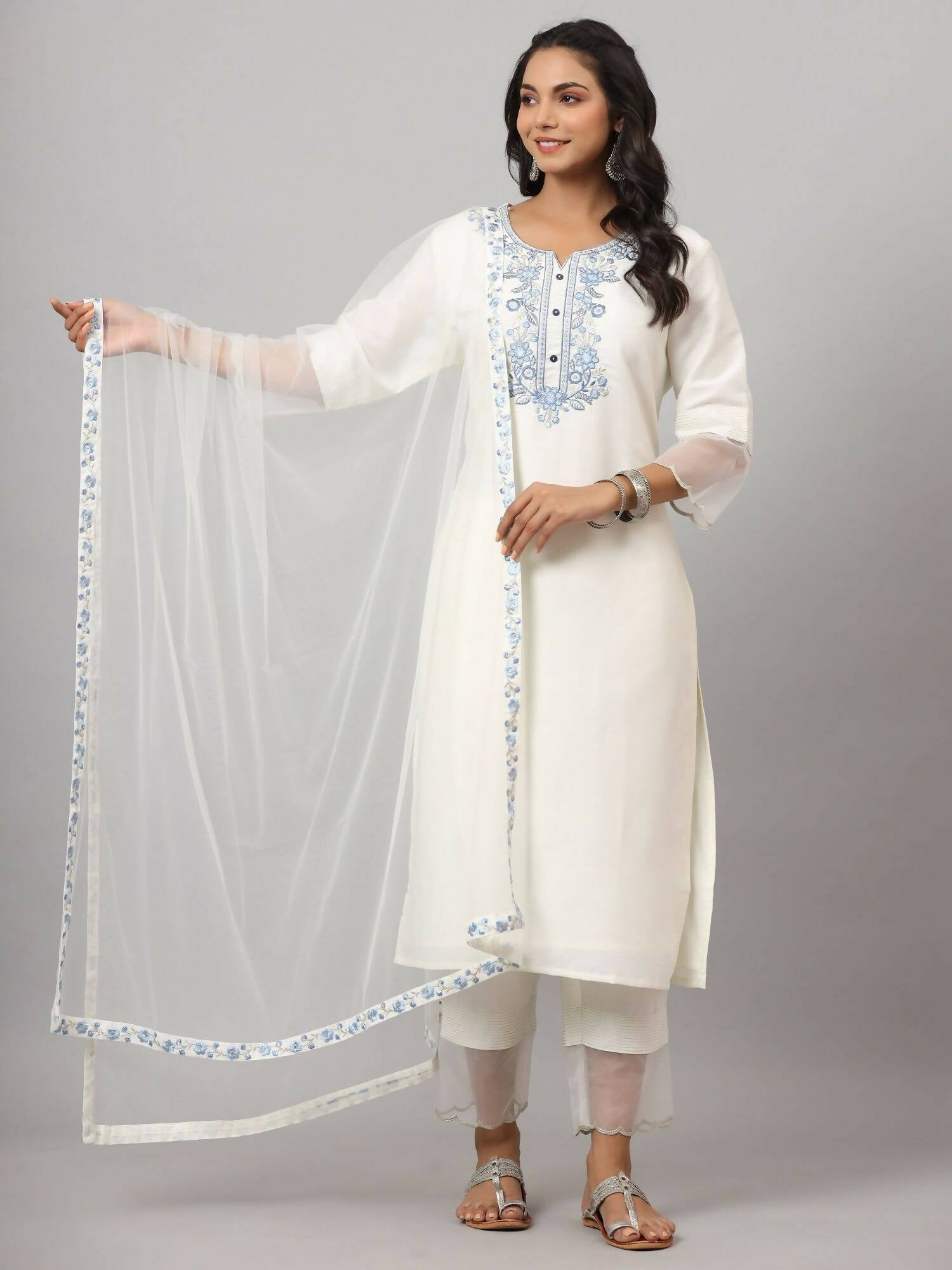 Juniper Women's White Chinnon Solid Embroidered Kurta Set