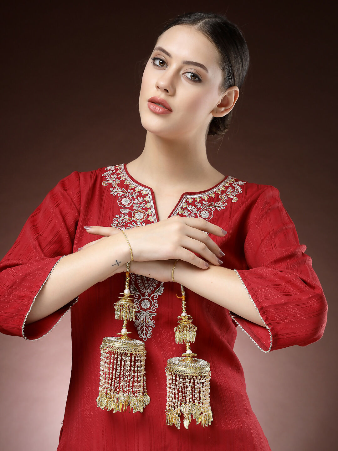 NVR Women's Pack Of 2 Gold-Polished Kundan Bridal Heavy Kaleera Sets