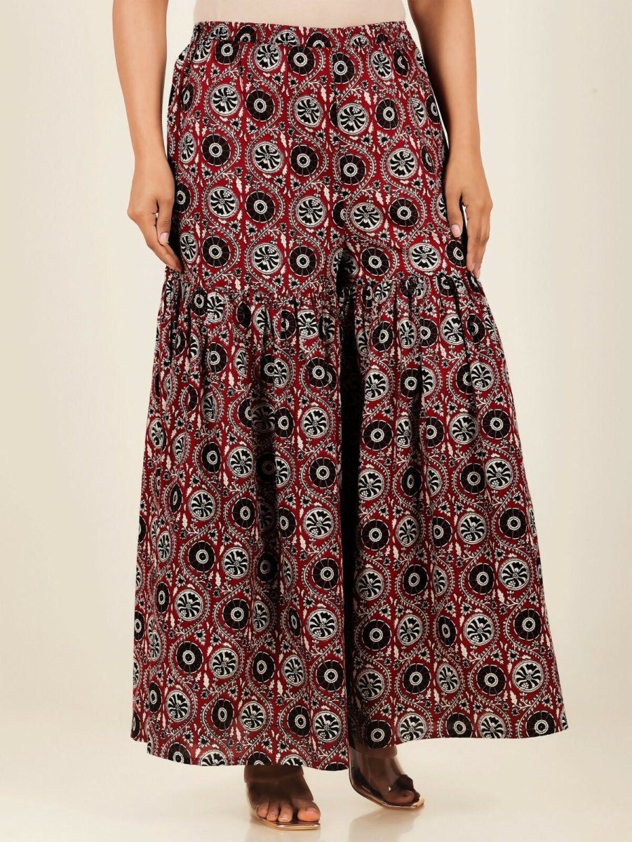 Aramya Straight Soft Cotton Geometric Print Women's Kurta Set - Red
