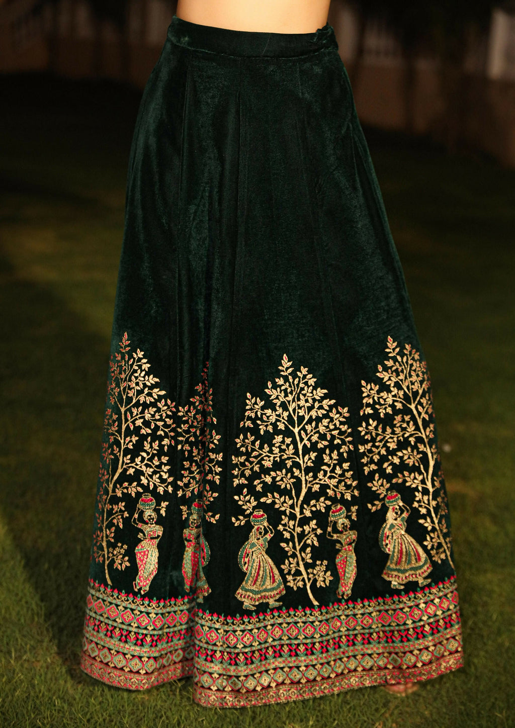 Juniper Women's The Sunehri Green Zari Embroidered Velvet Top & Skirt Set With Sequins & Lace