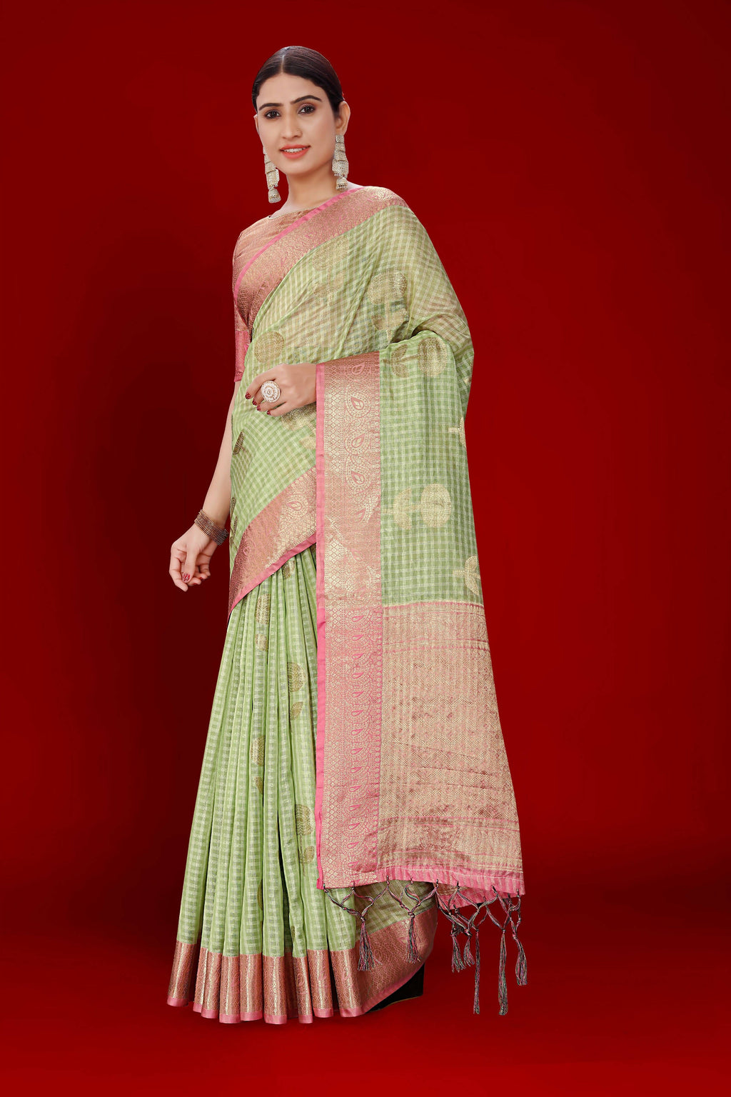 Green Soft Organza Woven Design Saree With Unstitched Blouse Piece - Zaara