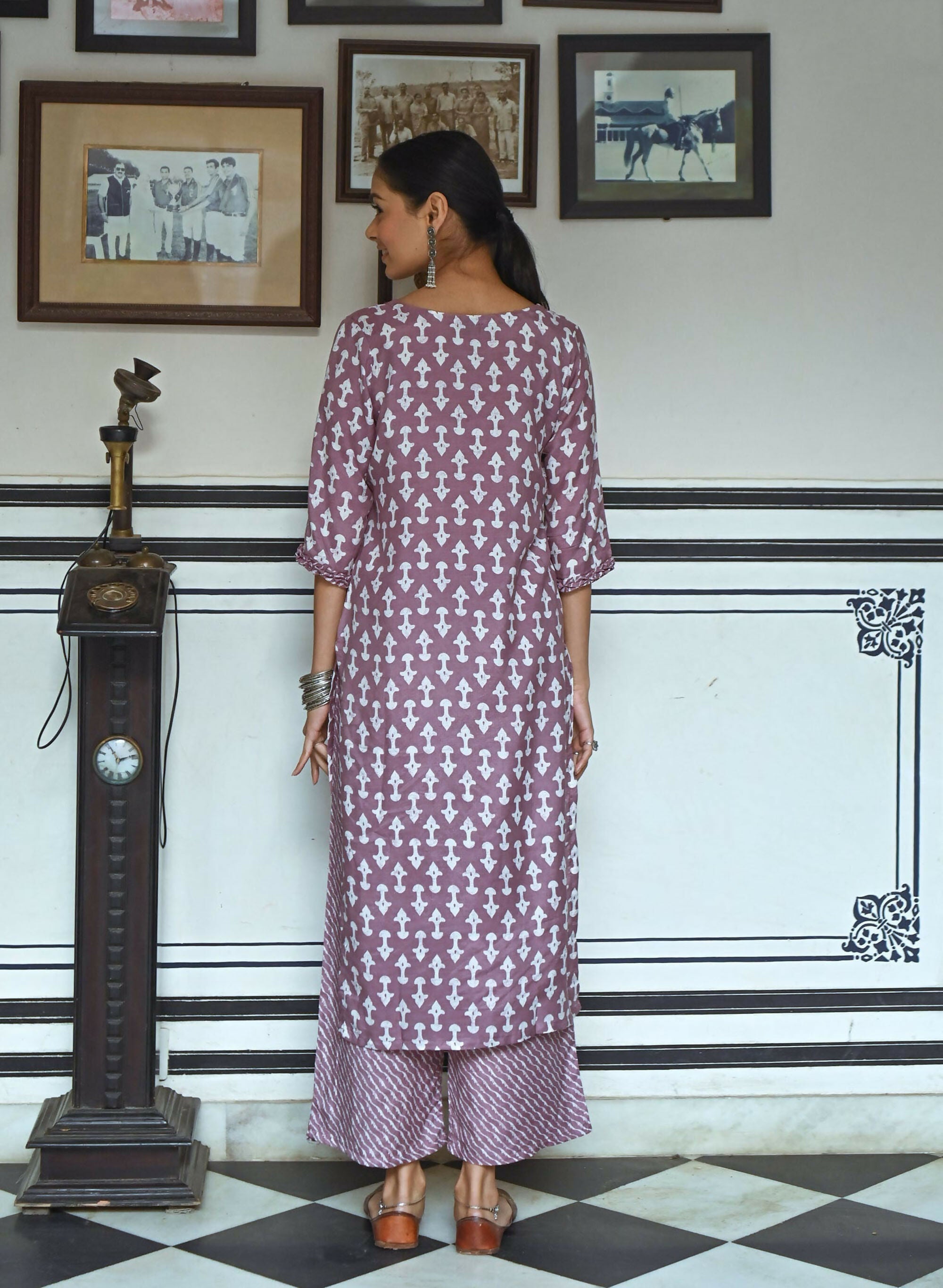 Jyoti Fashion Women's Purple Pure Muslin Heavy Digital Printed Kurta Plazo Set