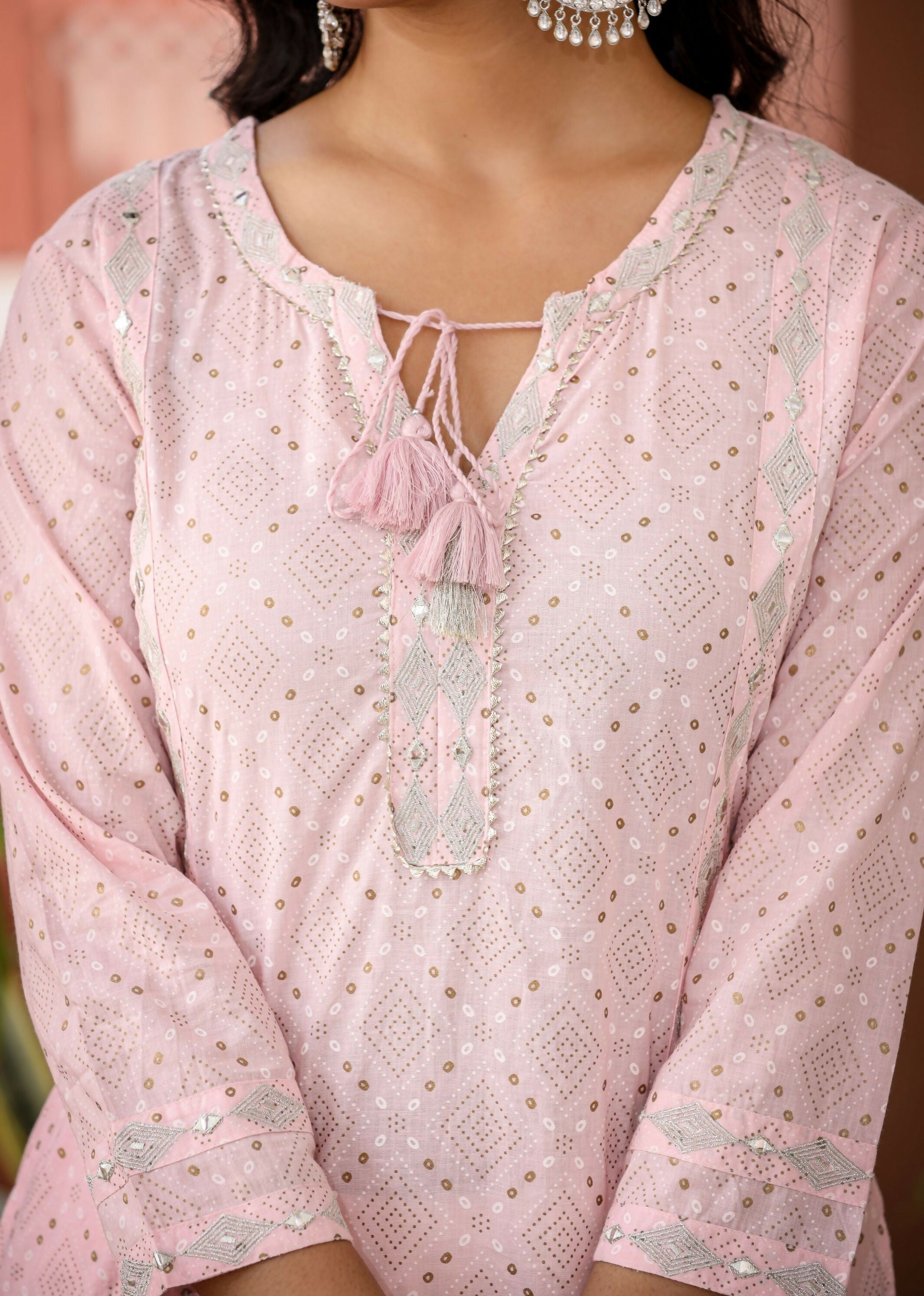 Kaajh Women's Pastel Pink Printed Kurta Pant Set