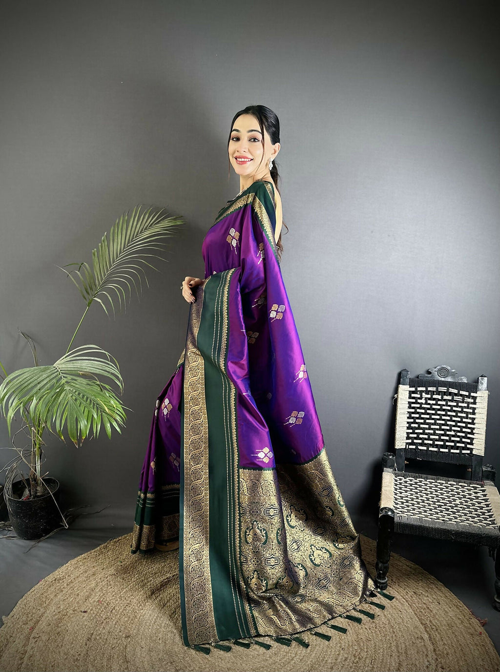 Joban Fashion Purple Banarasi Soft Silk Woven Saree