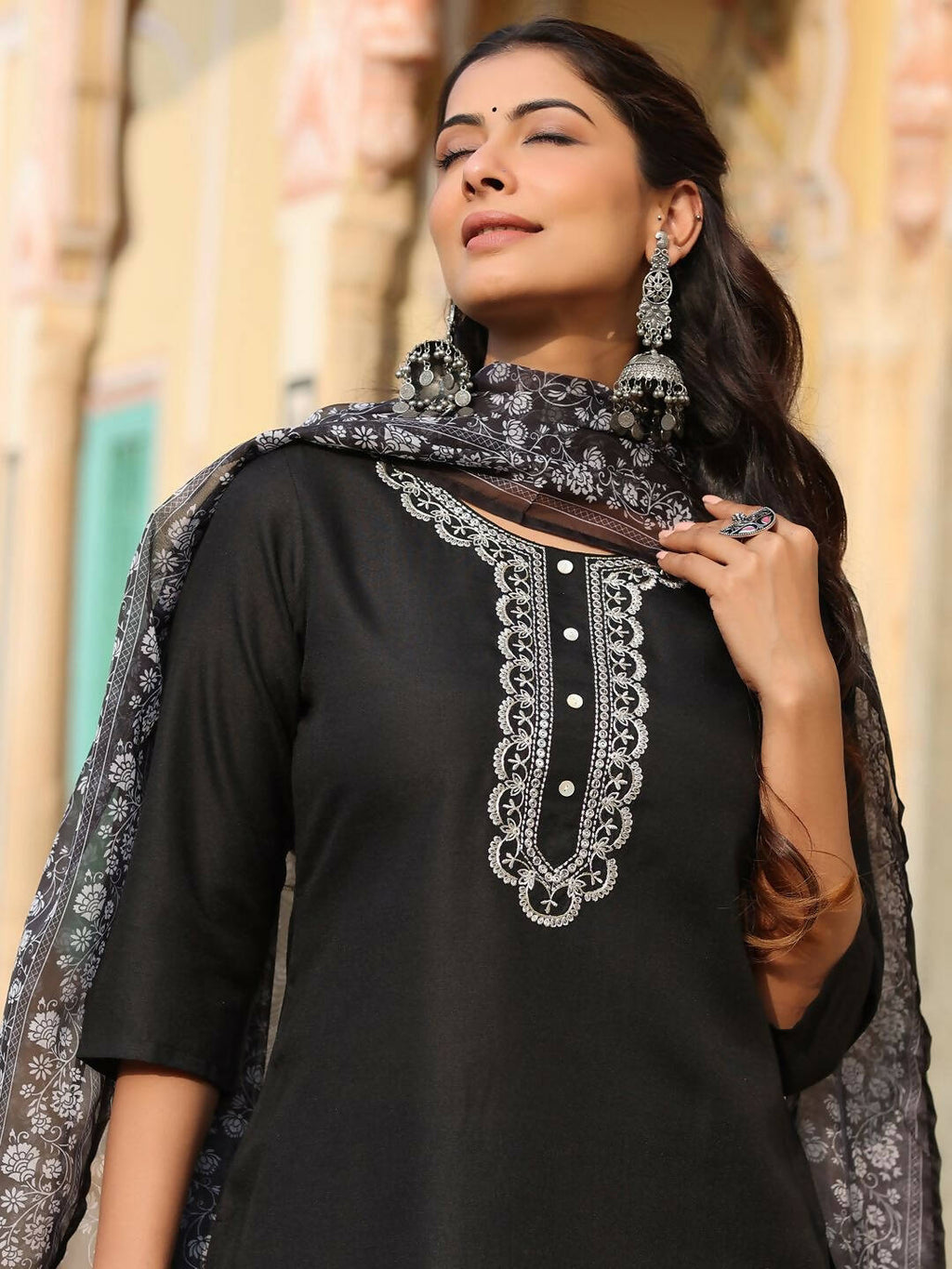 Juniper Women's Black Silk Solid Embroidered Kurta Set