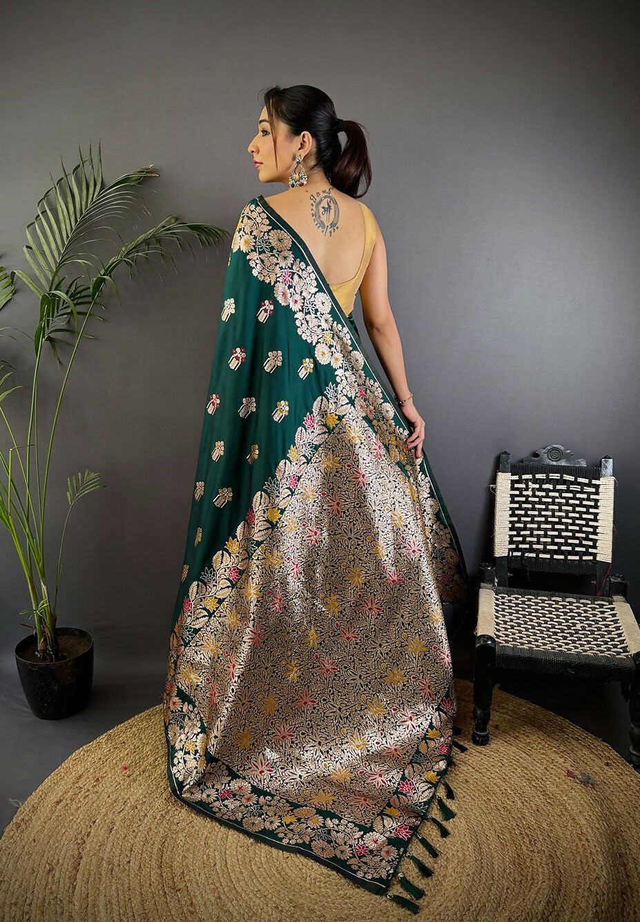 Joban Fashion Meenakari Dark Green Woven Soft Silk Saree