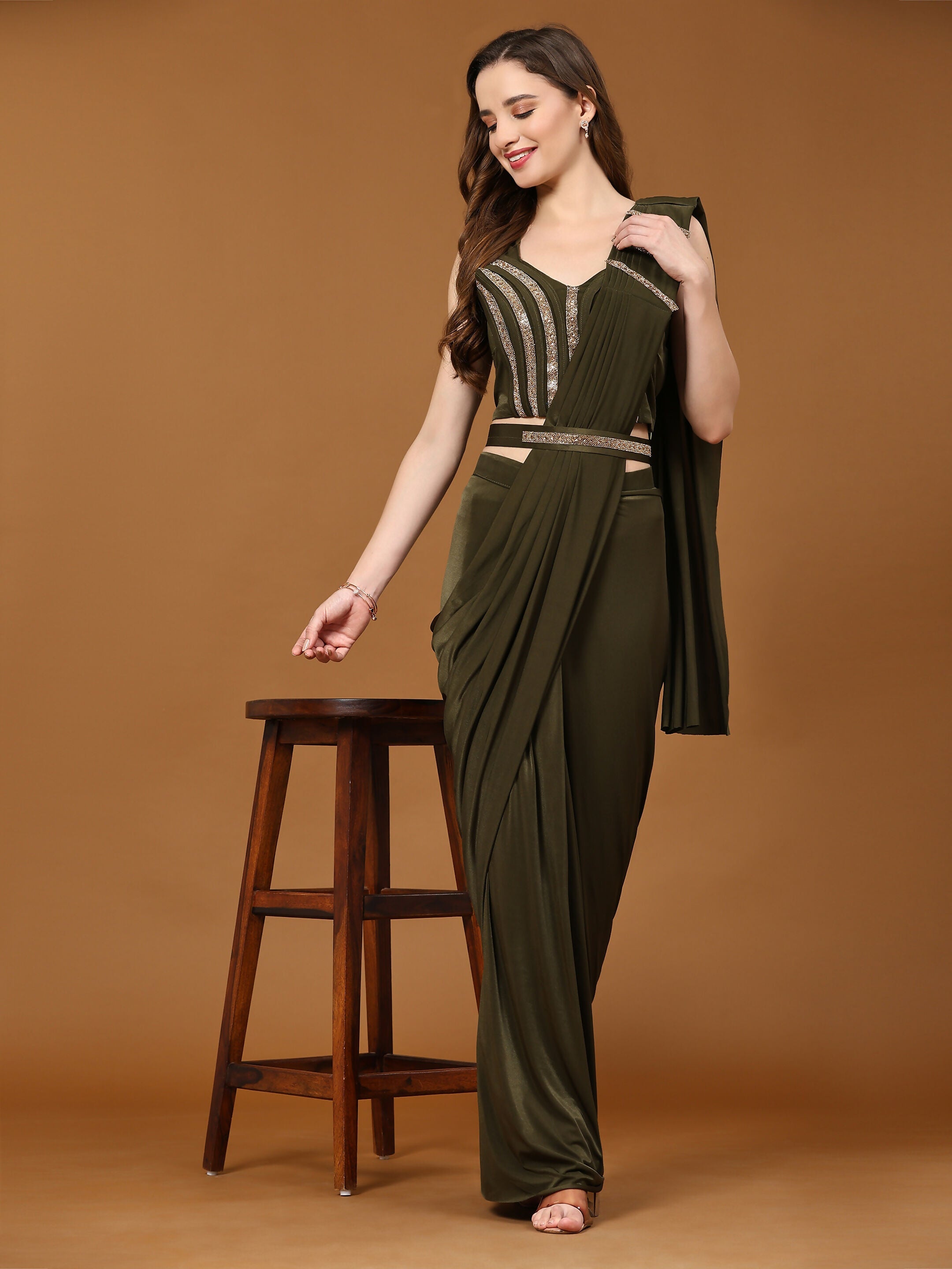 Green Polyester Solid Ready to Wear Saree with stitched Blouse - Nita