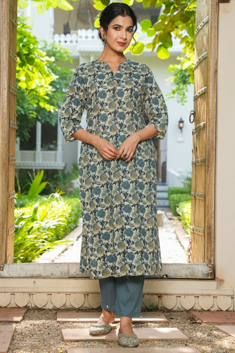Aramya Straight Soft Cotton Floral Print Women's Kurta Set - Grey