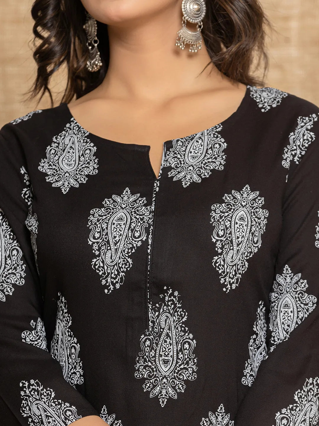 Yufta Women Black Paisley Print Rayon Kurta With Hand Block Print Palazzo & Dupatta