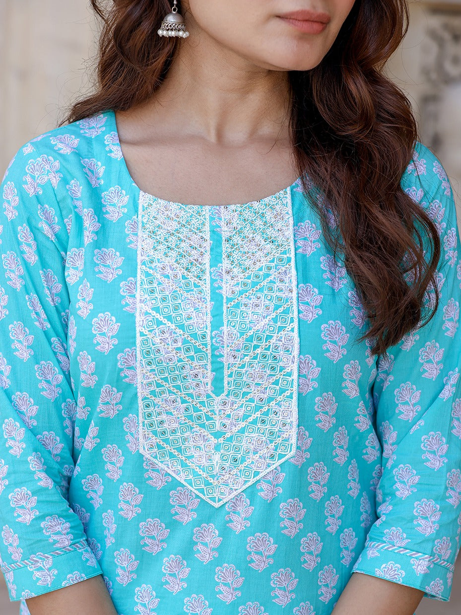 Yufta Women Floral Embroidered Regular Thread Work Kurta with Trousers & Dupatta