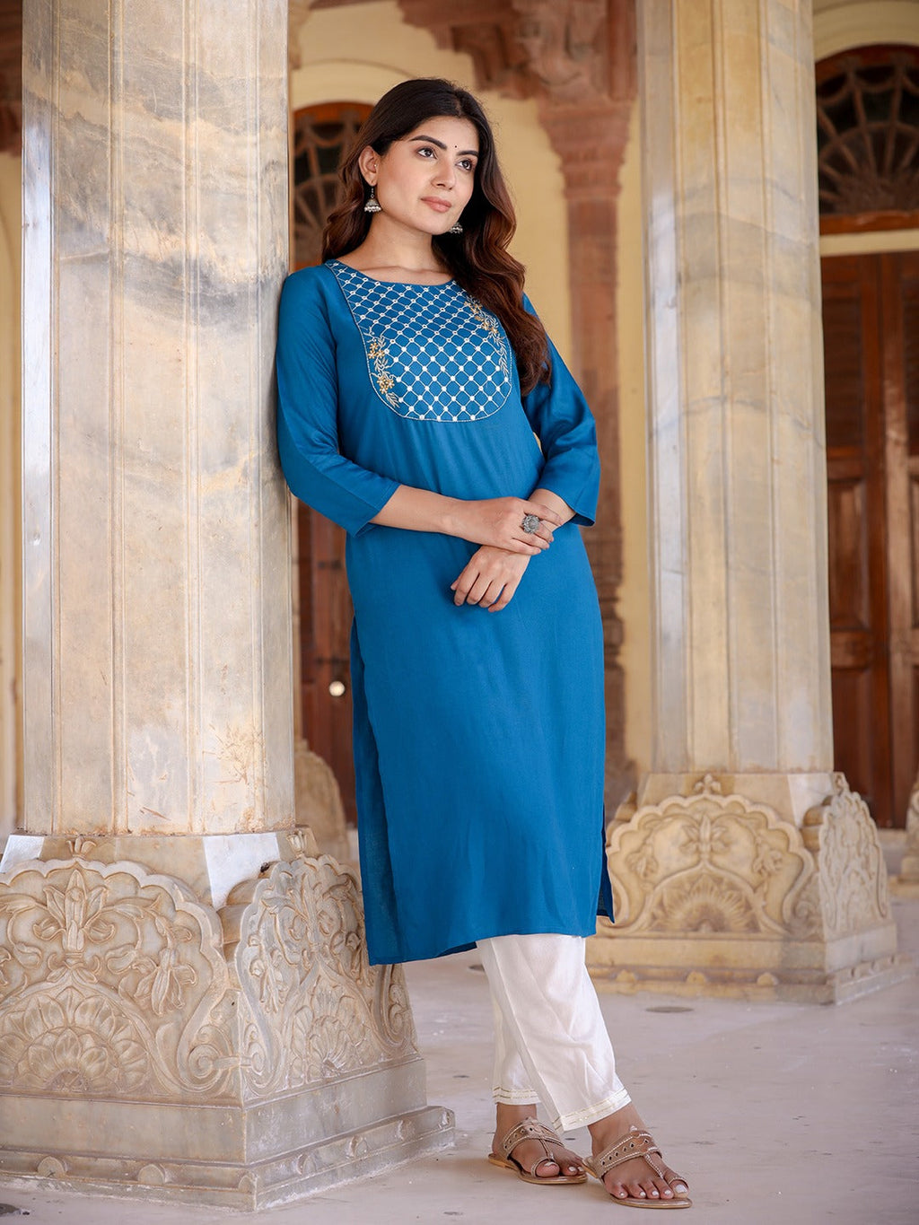 Yufta Women Yoke Design Chikankari Kurta