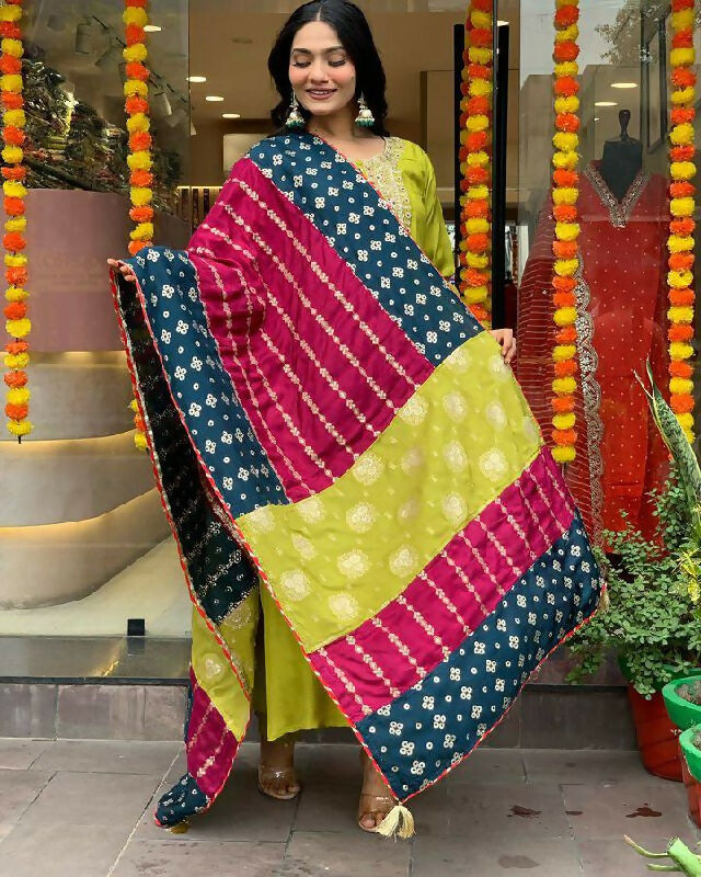 The52 Lemons Women's Gorgeous Embroidered Viscose Chanderi Fabric Straight Kurta Pant with Dupatta Set