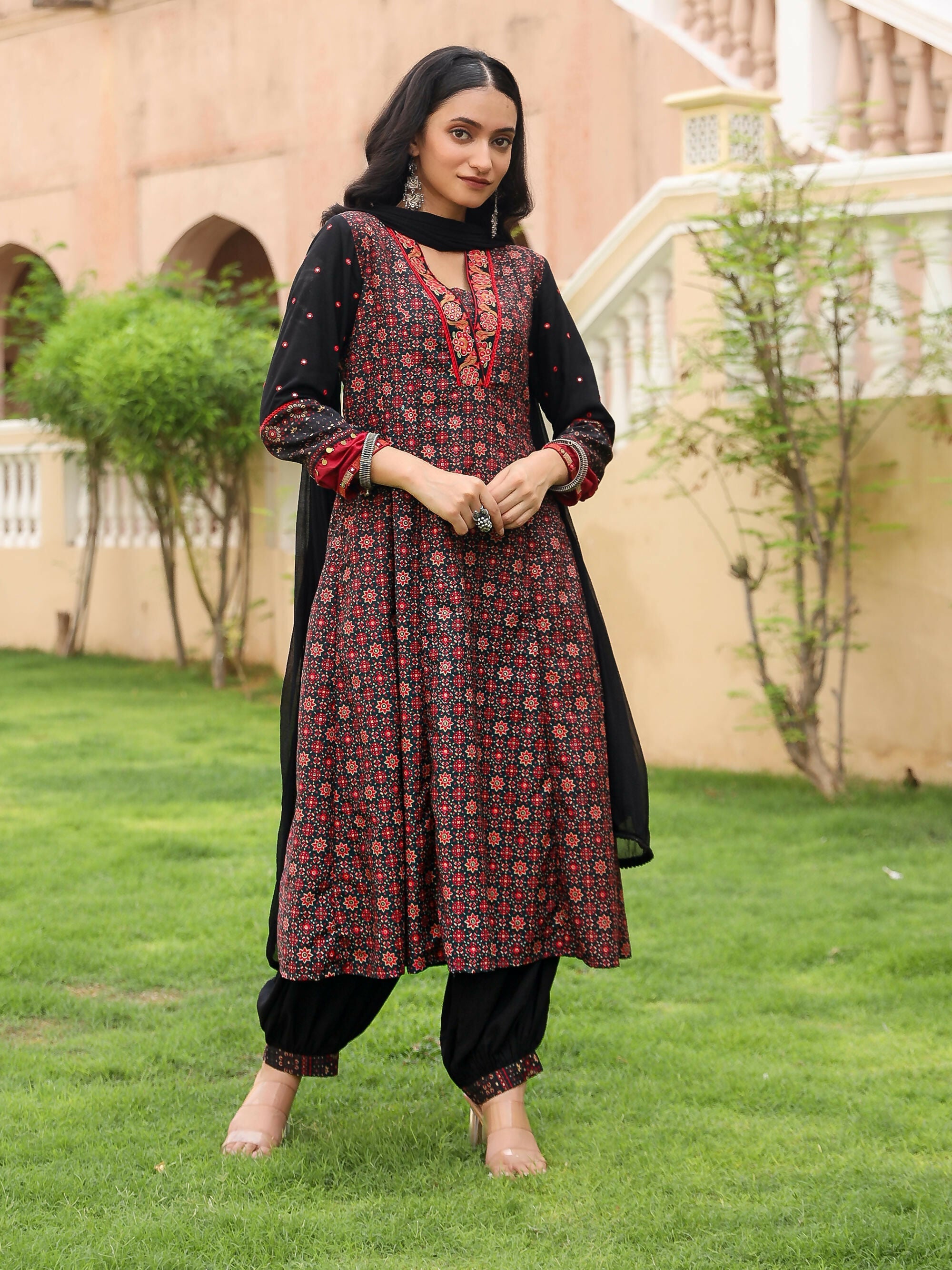 Juniper Women's The Mahautsavam Black Ethnic Motif Printed Muslin Kurta Pant And Dupatta With Thread & Mirror Work