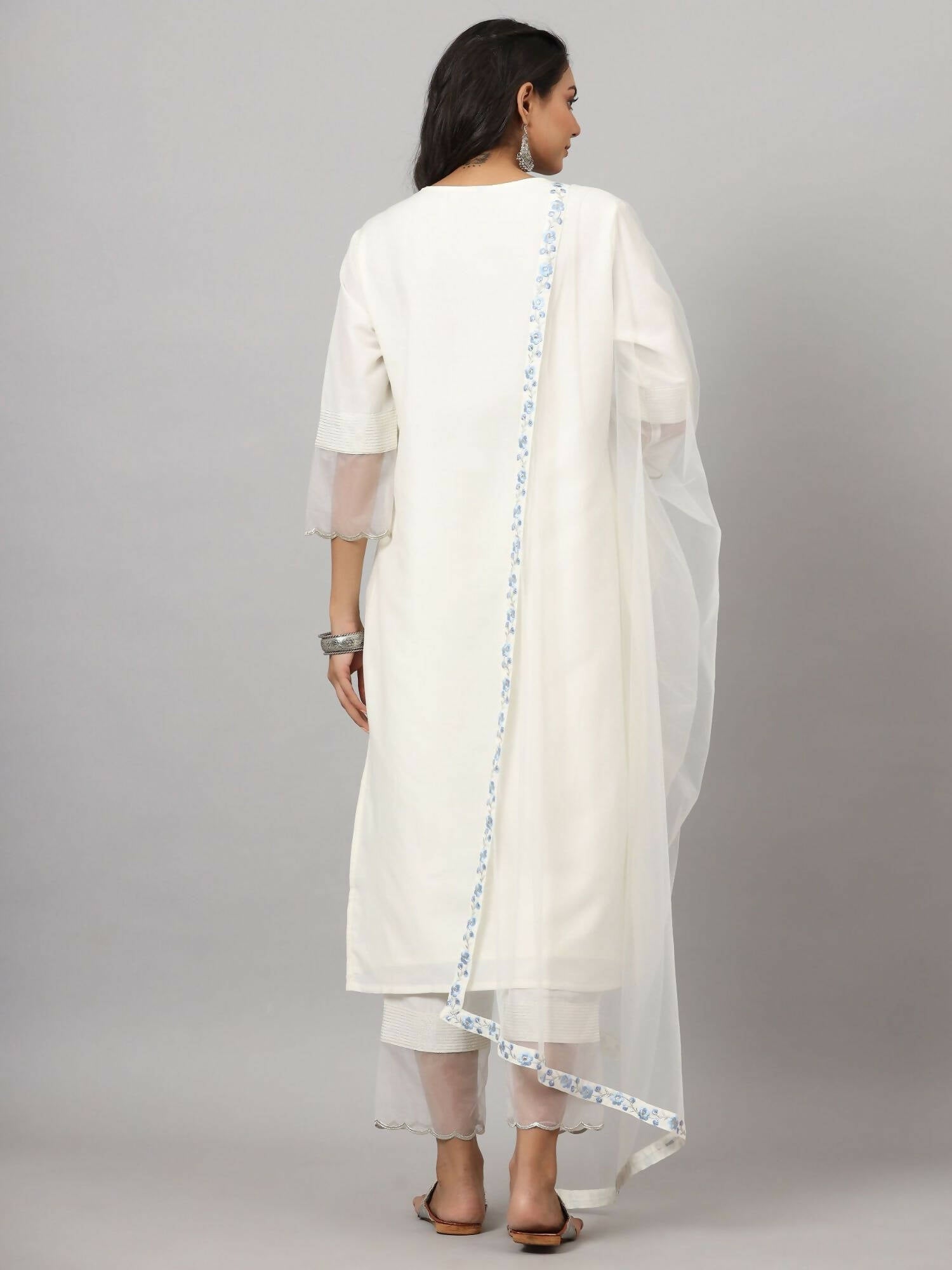 Juniper Women's White Chinnon Solid Embroidered Kurta Set