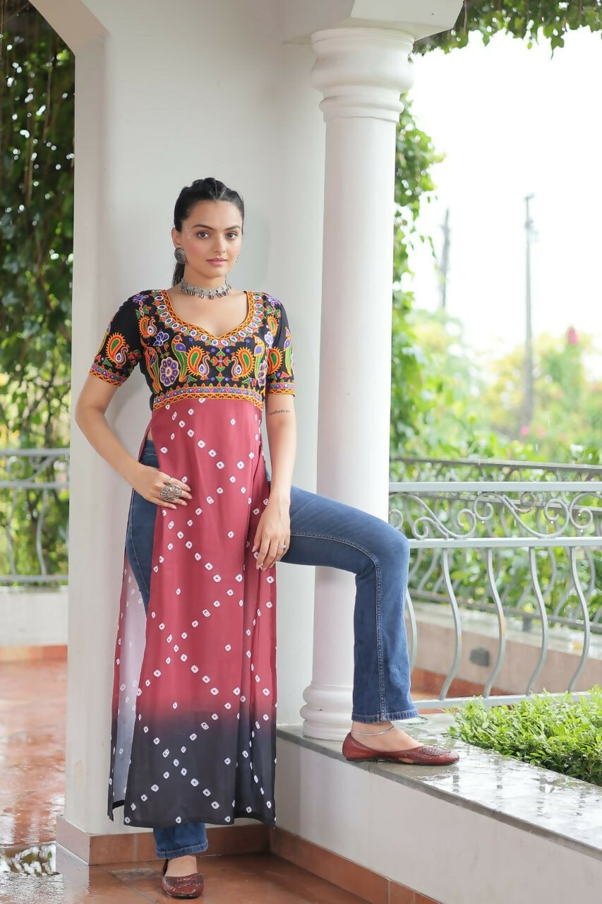Vastranavya Black Navratri Special Kutchi Gamthi Work with Printed Kurti