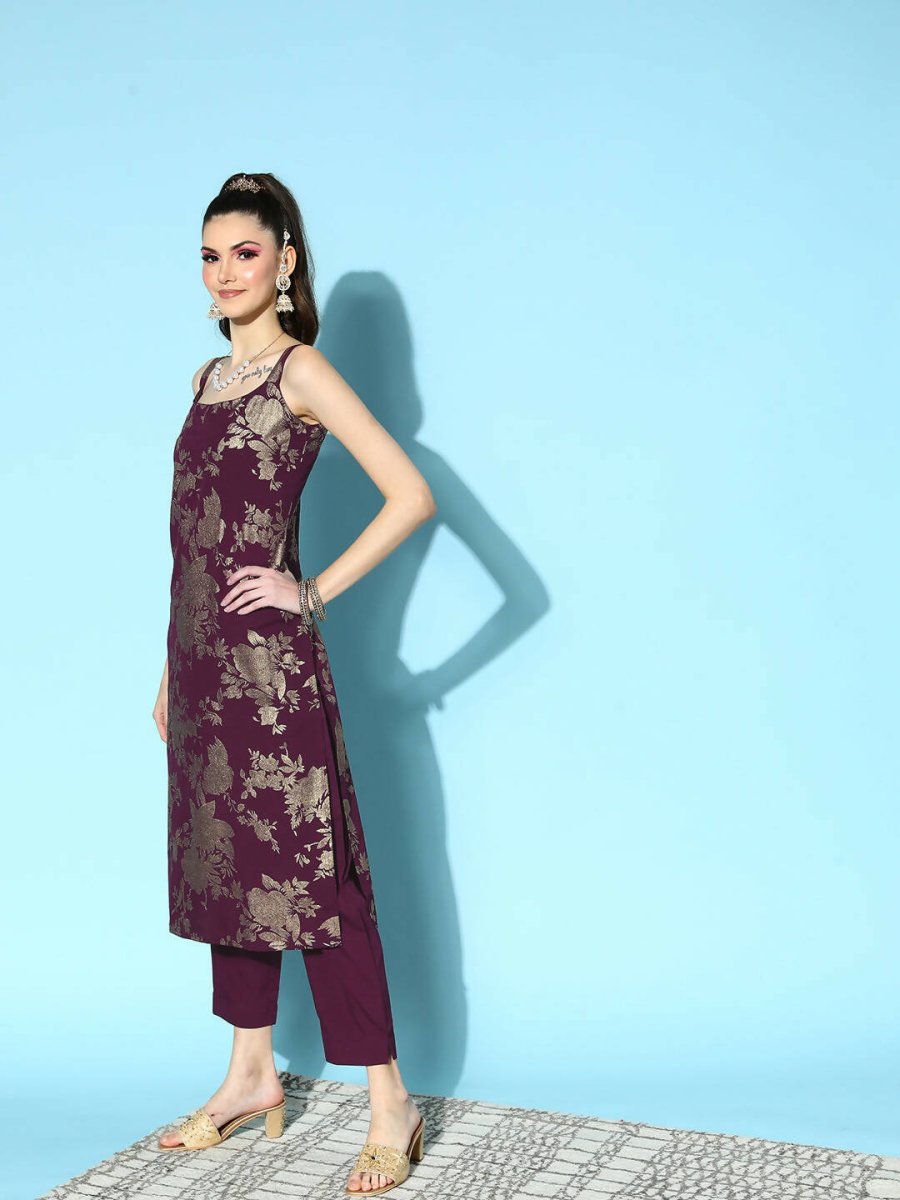 Ahalyaa Women's Wine Crepe Gold Smoke Printed Kurta Pant Set With Dupatta