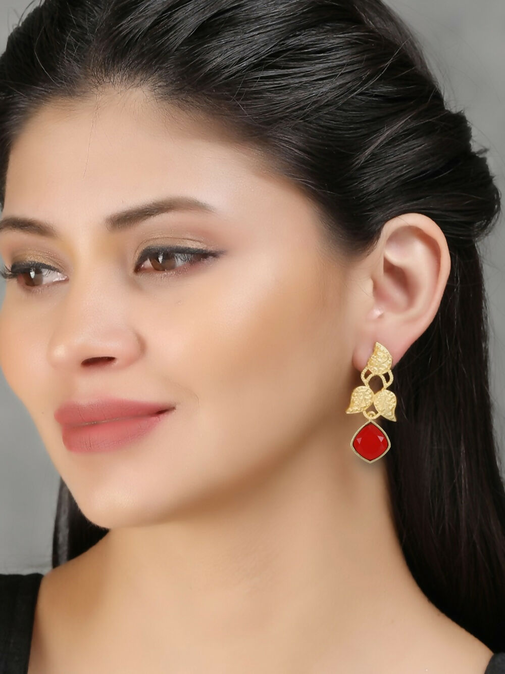Joban Fashion Women Red Stone Matte Gold Earrings