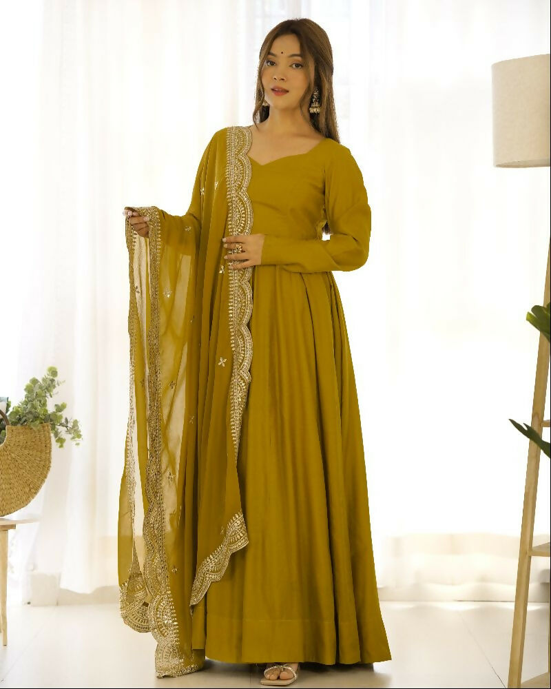 Joban Fashion Mehndi Kurta Set Chanderi Sequence Embroidery Work
