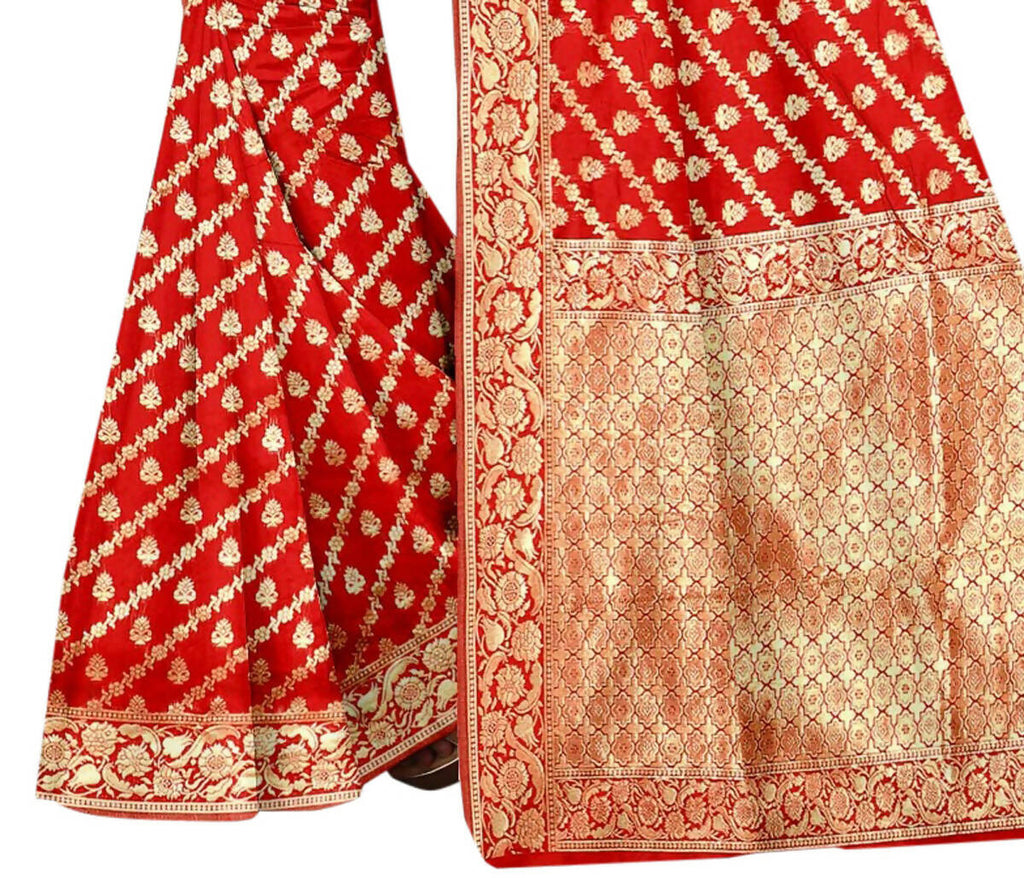 Vamika Weaving Banarasi Jacquard Saree - Red
