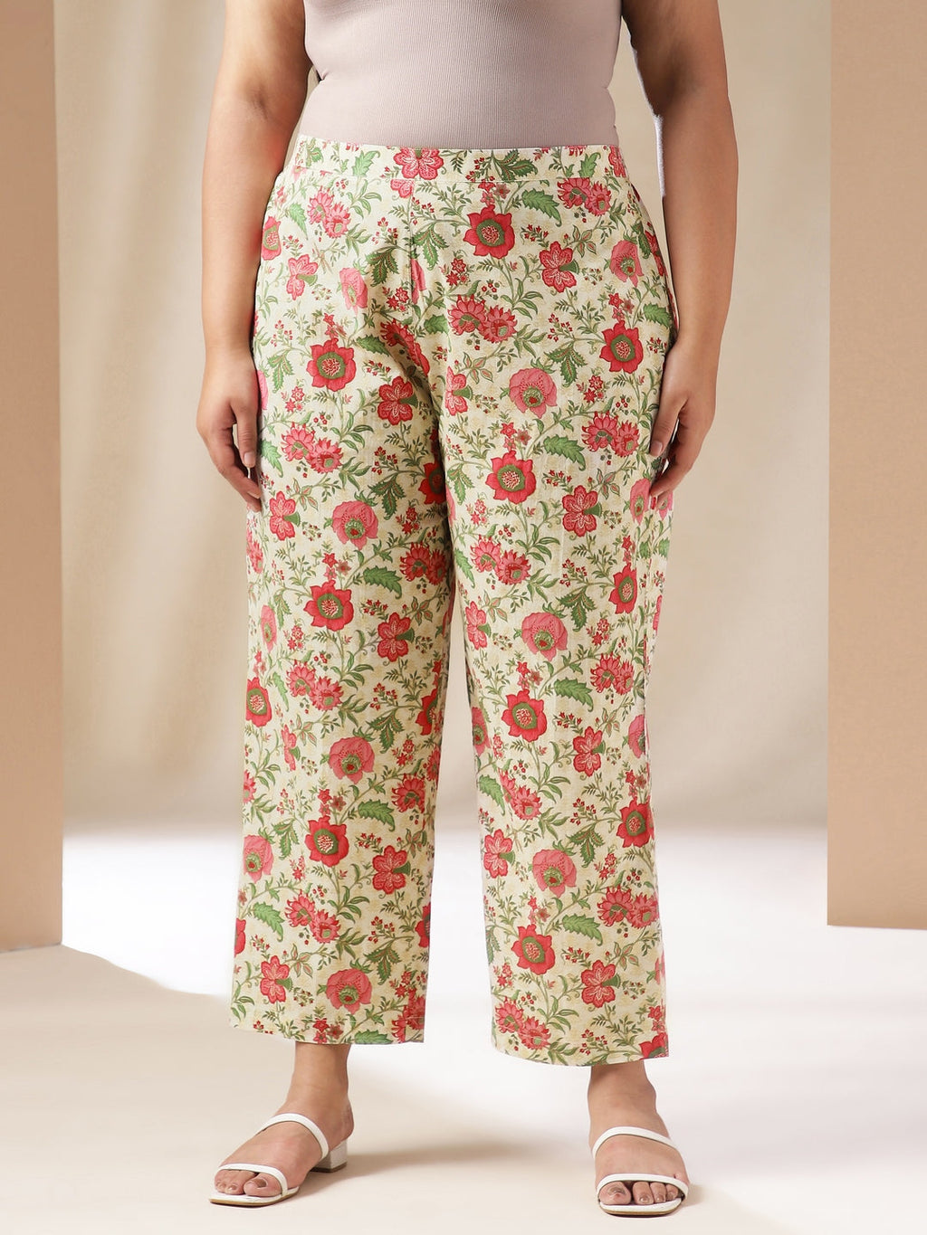 Janasya A-Line Cambric Off White Floral Round Neck Co-Ords